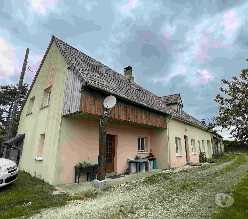 Vente Maison Orne Sees - 61500 - Photos Vivastreet Longère 370 m² (Gîte + Habitation)