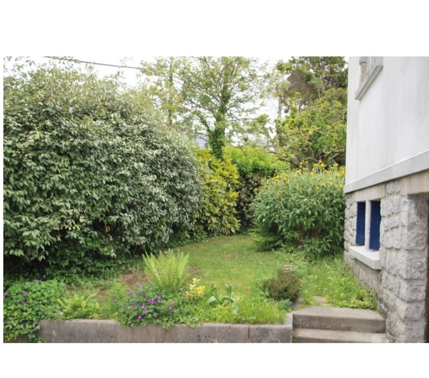 Appartement meublé Finistère Morlaix - 29600 - Photos Vivastreet Loue T1 meublé, adsl, jardin, buanderie MORLAIX Coatserho