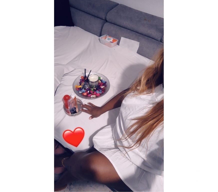 Massages Loire St Etienne - Photos Vivastreet Celia Instant pour soi massage tantrique