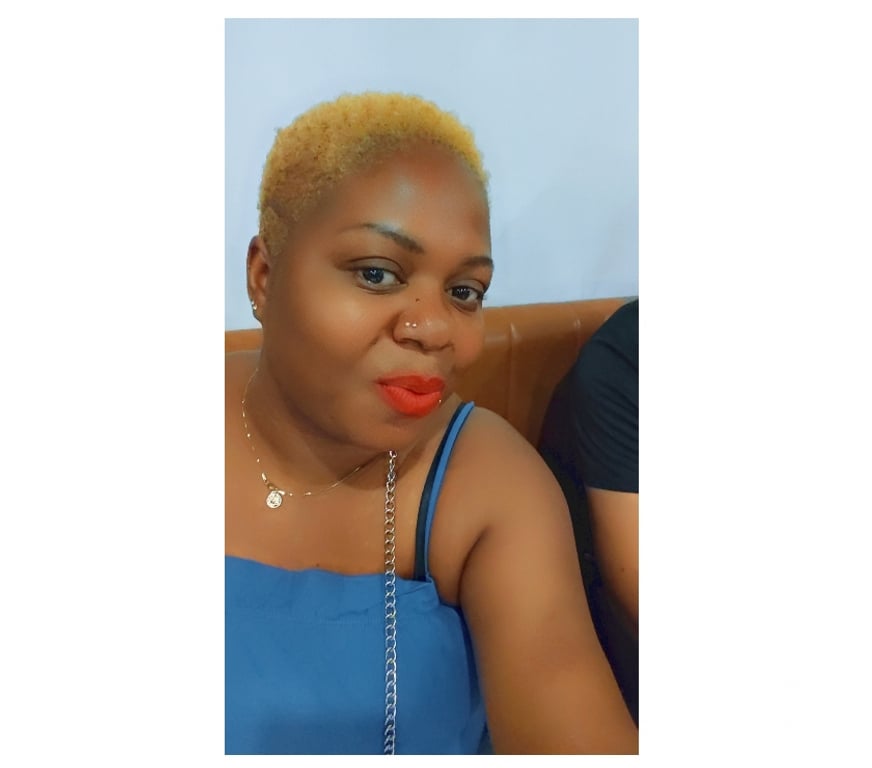 Massages Loire St Etienne - Photos Vivastreet Celia Instant pour soi massage tantrique
