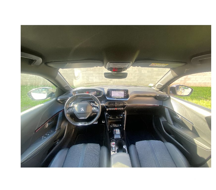 Voiture d'occasion Oise Nogent sur Oise - 60180 - Photos Vivastreet PEUGEOT 208 GT 100 CH BOÎTE AUTO EAT8 AN 2023 25373 KM