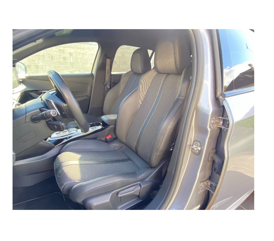 Voiture d'occasion Oise Nogent sur Oise - 60180 - Photos Vivastreet PEUGEOT 208 GT 100 CH BOÎTE AUTO EAT8 AN 2023 25373 KM