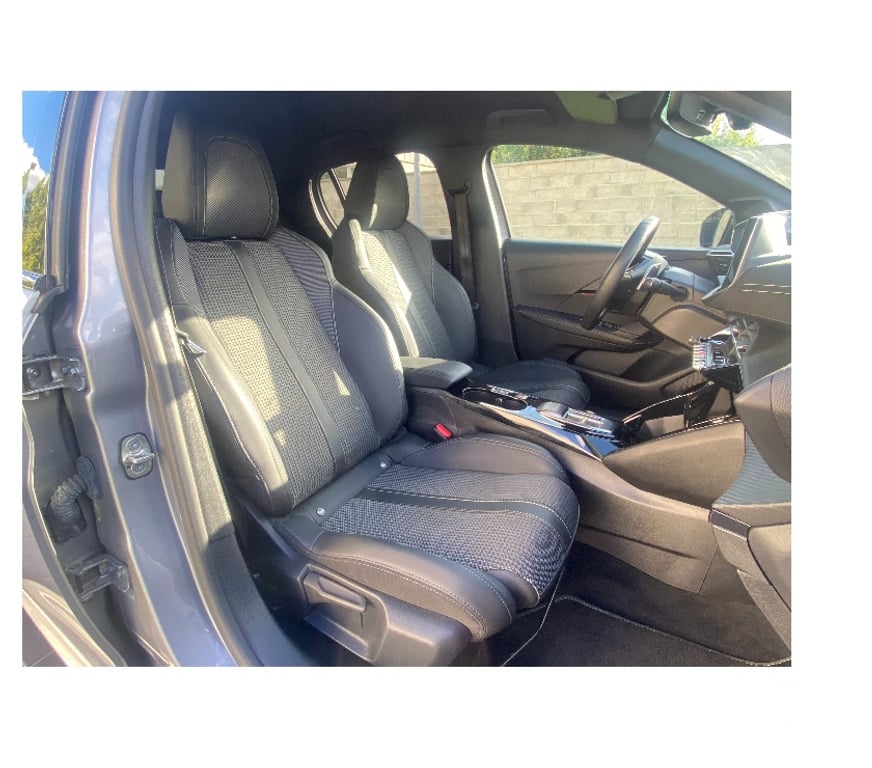 Voiture d'occasion Oise Nogent sur Oise - 60180 - Photos Vivastreet PEUGEOT 208 GT 100 CH BOÎTE AUTO EAT8 AN 2023 25373 KM