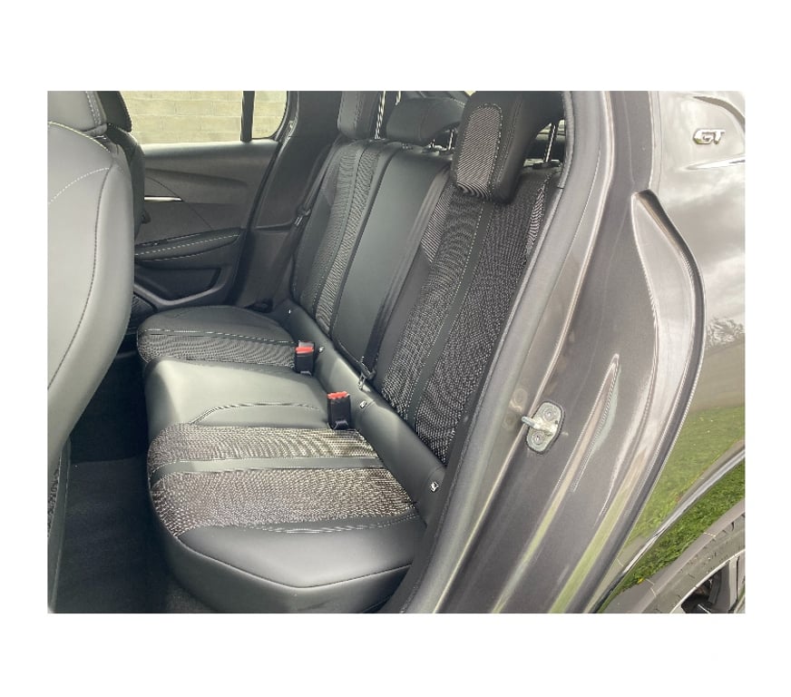Voiture d'occasion Oise Nogent sur Oise - 60180 - Photos Vivastreet PEUGEOT 208 GT 100 CH S&S BVM6 AN 05 2023 19074 KM