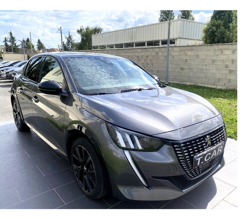 Voiture d'occasion Oise Nogent sur Oise - 60180 - Photos Vivastreet PEUGEOT 208 GT 100 CH S&S BVM6 AN 05 2023 19074 KM