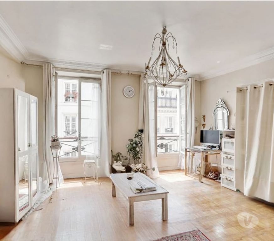 Appartements à vendre Paris Paris 9ème ardt - 75009 - Photos Vivastreet Appartement familial 4-5 pièces, 98 m2 Martyrs Drouot