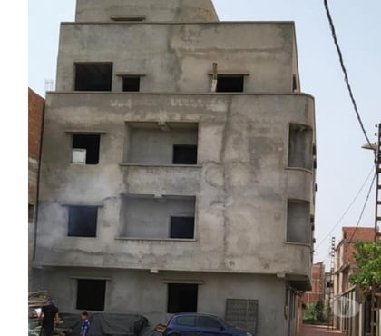 Immeuble à vendre - Photos Vivastreet Bâtiment de 7 appartements semi fini