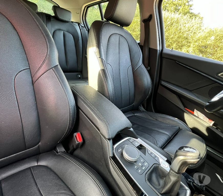 Voiture d'occasion Ille-et-Vilaine Rennes - Photos Vivastreet BMW Série 1 F40 116d Luxury 2019 149000 Kms