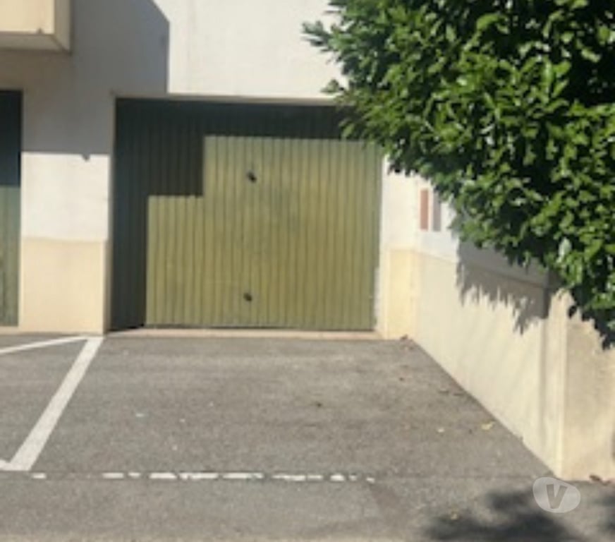 Parkings - Garages Drôme Tain l'Hermitage - 26600 - Photos Vivastreet Location garage et parking