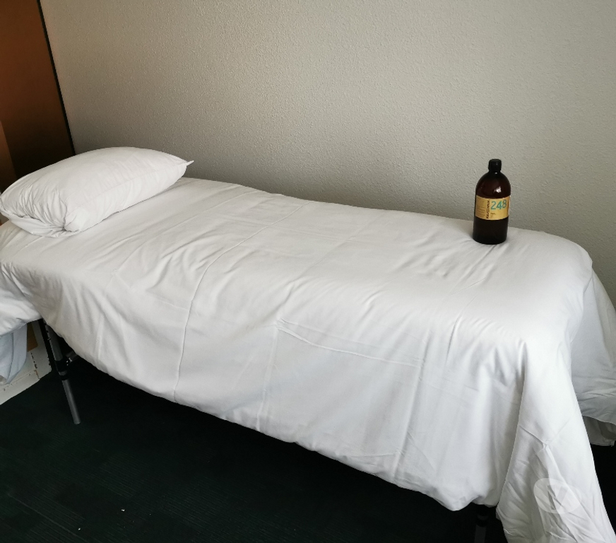 Massages Maine-et-Loire Angers - Photos Vivastreet Bien-être et massage tantrique pour Vous : F-H-couple