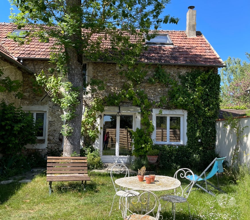 Vente Maison Yvelines Bourdonne - 78113 - Photos Vivastreet Maison au coeur du village Secteur Gambais 78