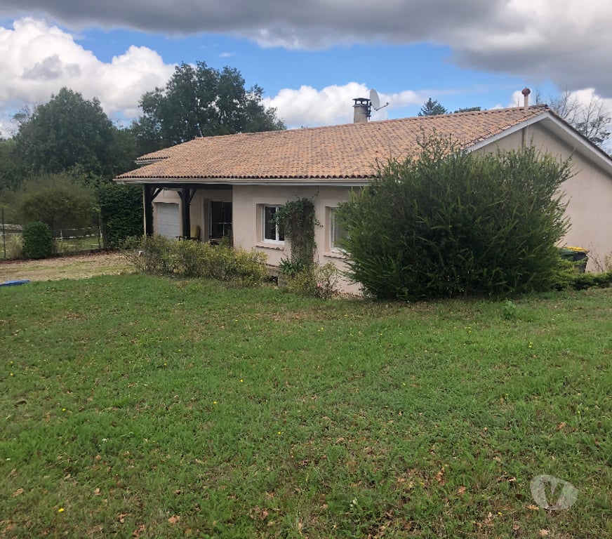 Vente Maison Dordogne Menesplet - 24700 - Photos Vivastreet MAISON A VENDRE