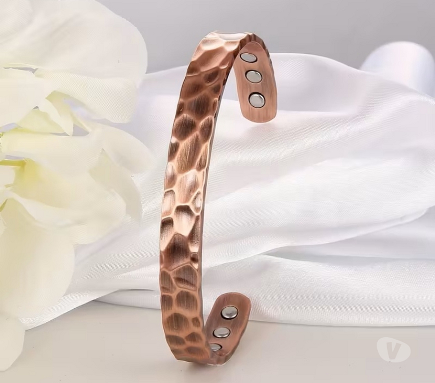 Bijoux occasion Puy-de-Dôme Lezoux - 63190 - Photos Vivastreet Bracelet en Cuivre pour Hommes, Design de Marteaux