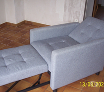 1 fauteuil converlible tissu gris