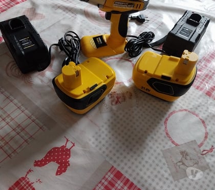 Bricolage - Jardin - Outillage Bouillargues Gard - Photos Vivastreet A vendre perceuse sans fil