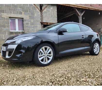 Voitures Romorantin Lanthenay Loir-et-Cher - Photos Vivastreet Renault Mégane 3 Coupé 1.9 dCi 130 Garantie 12 Mois