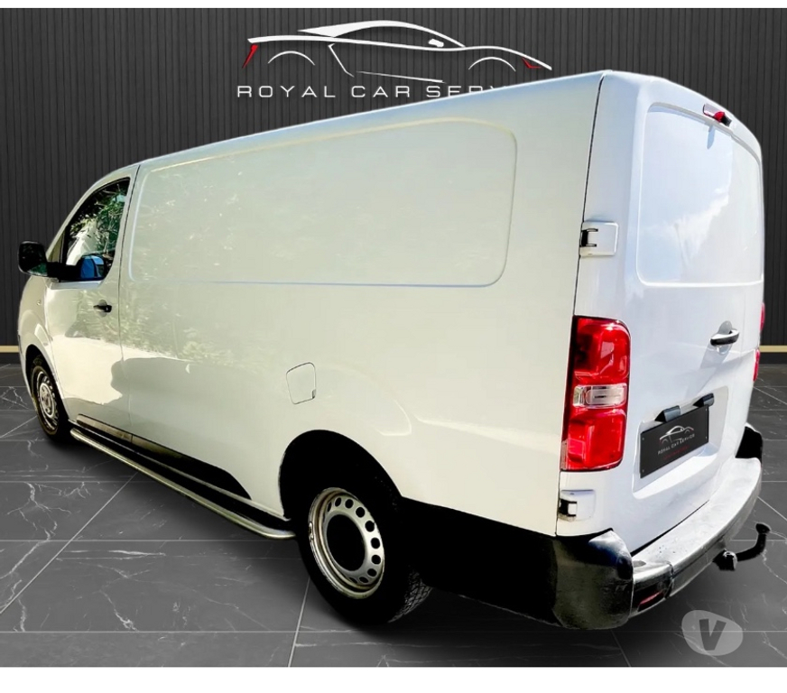 Véhicules commerciaux & utilitaires d'occasion Alpes-Maritimes Cagnes sur Mer - 06800 - Photos Vivastreet TOYOTA PROACE 2.0 HDI 122ch 2021 extra long L3