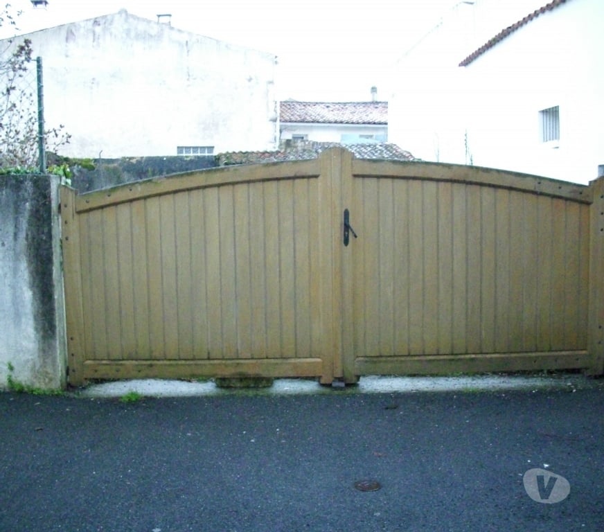 Parkings - Garages Charente-Maritime Mornac sur Seudre - 17113 - Photos Vivastreet Jardin 150 m² à louer centre historique Mornac sur Seudre
