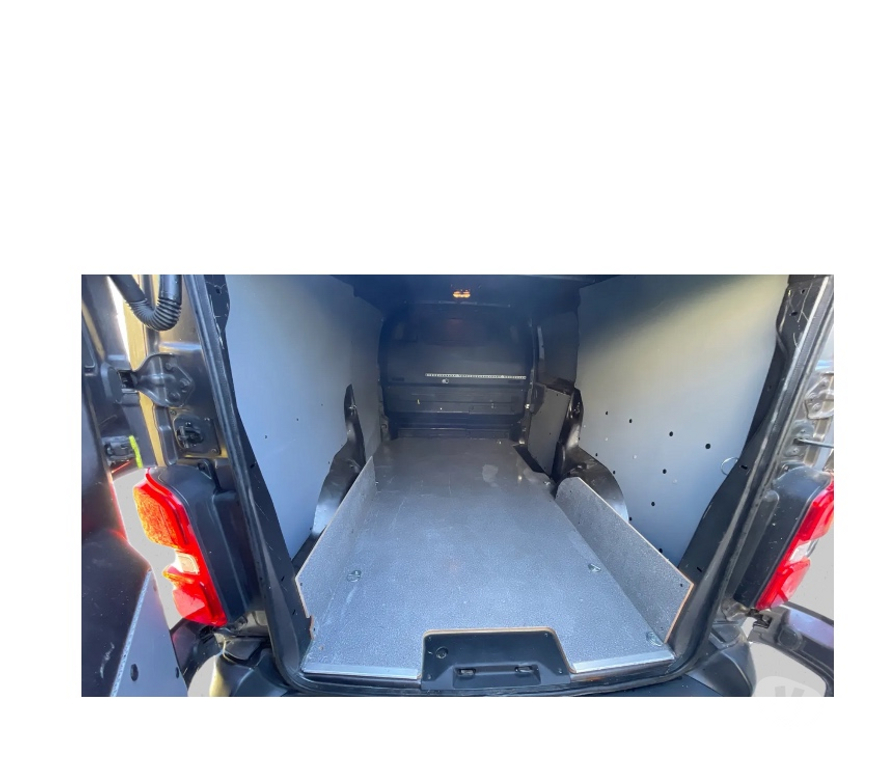 Véhicules commerciaux & utilitaires d'occasion Alpes-Maritimes Cagnes sur Mer - 06800 - Photos Vivastreet TOYOTA PROACE 2.0 diesel 122ch 2018 139000km