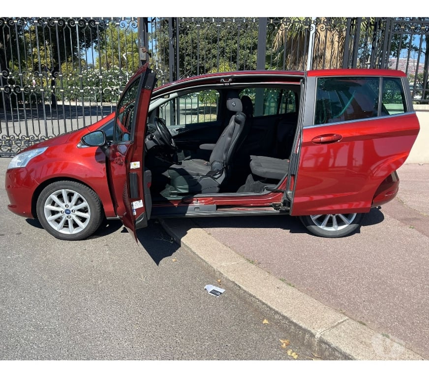 Voiture d'occasion Alpes-Maritimes Cagnes sur Mer - 06800 - Photos Vivastreet FORD B-MAX 1.0 ECO BOOST 100CH