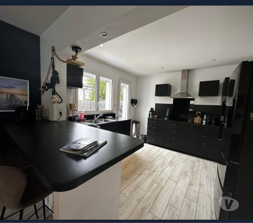 Location maison meublée Gironde Le Teich - 33470 - Photos Vivastreet À louer maison 6 pièces meublée ou non