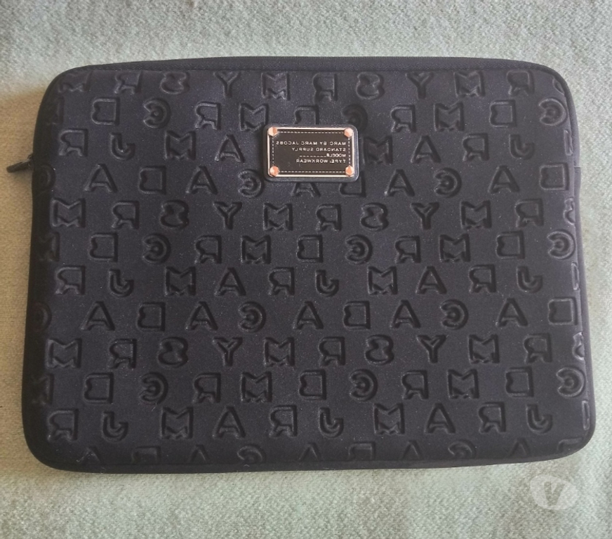 Accessoires - Bagagerie Seine-Saint-Denis La Courneuve - 93120 - Photos Vivastreet Housse pour ordinateur