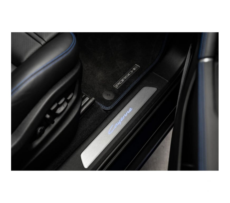 Voiture d'occasion Alpes-Maritimes Cagnes sur Mer - 06800 - Photos Vivastreet RARE**Porsche Cayenne Coupé Hybride 40000€ d'options