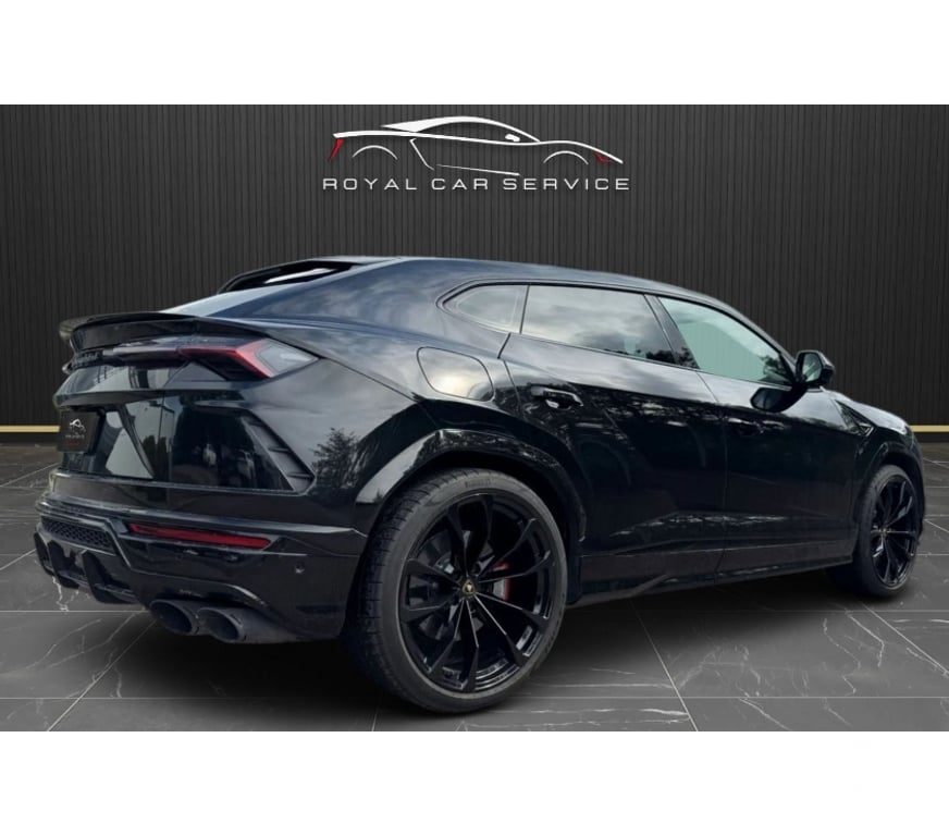 Voiture d'occasion Alpes-Maritimes Cagnes sur Mer - 06800 - Photos Vivastreet Lamborghini Urus – 2021 – 650 ch – 49 000 km