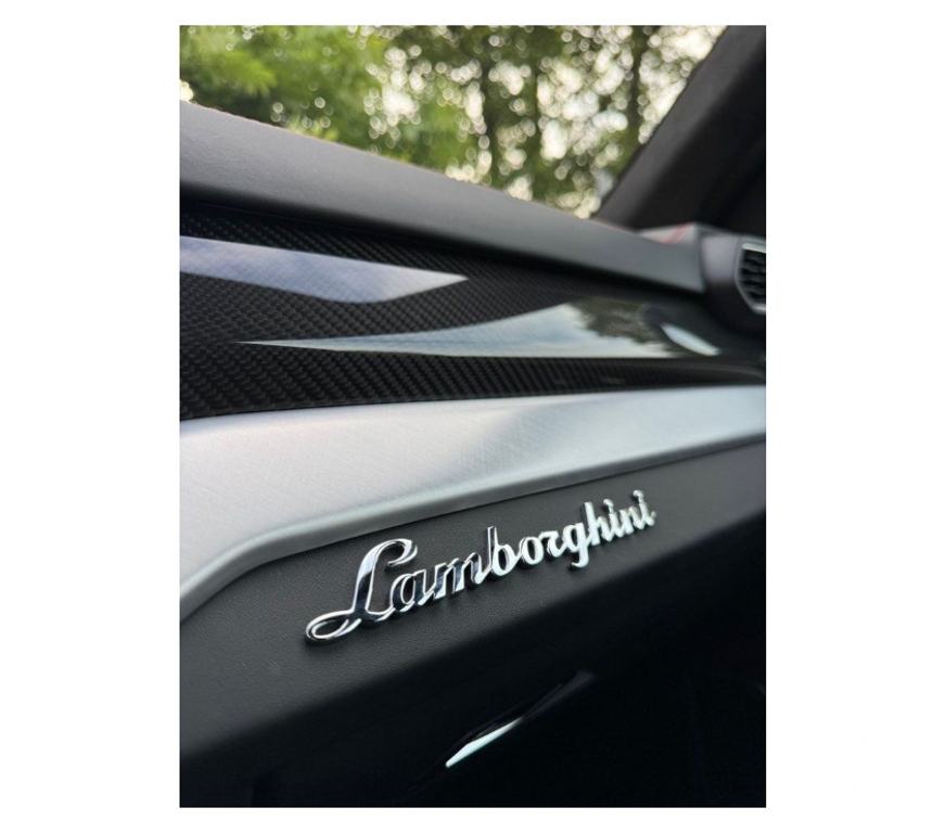 Voiture d'occasion Alpes-Maritimes Cagnes sur Mer - 06800 - Photos Vivastreet Lamborghini Urus – 2021 – 650 ch – 49 000 km