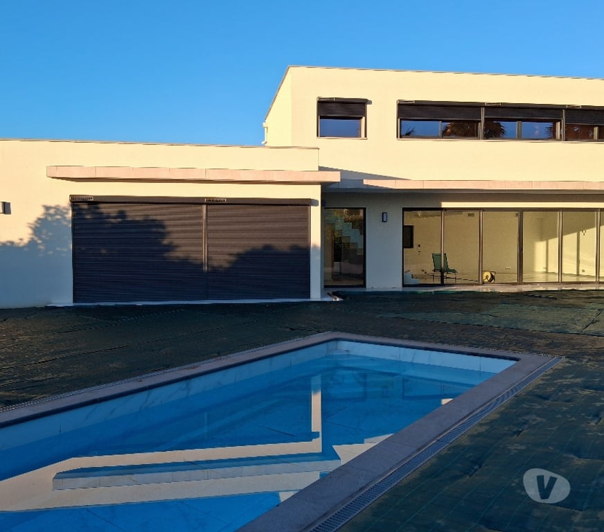 Vente Maison Var Grimaud - 83310 - Photos Vivastreet Villa 6 pièces 4 salles de bains