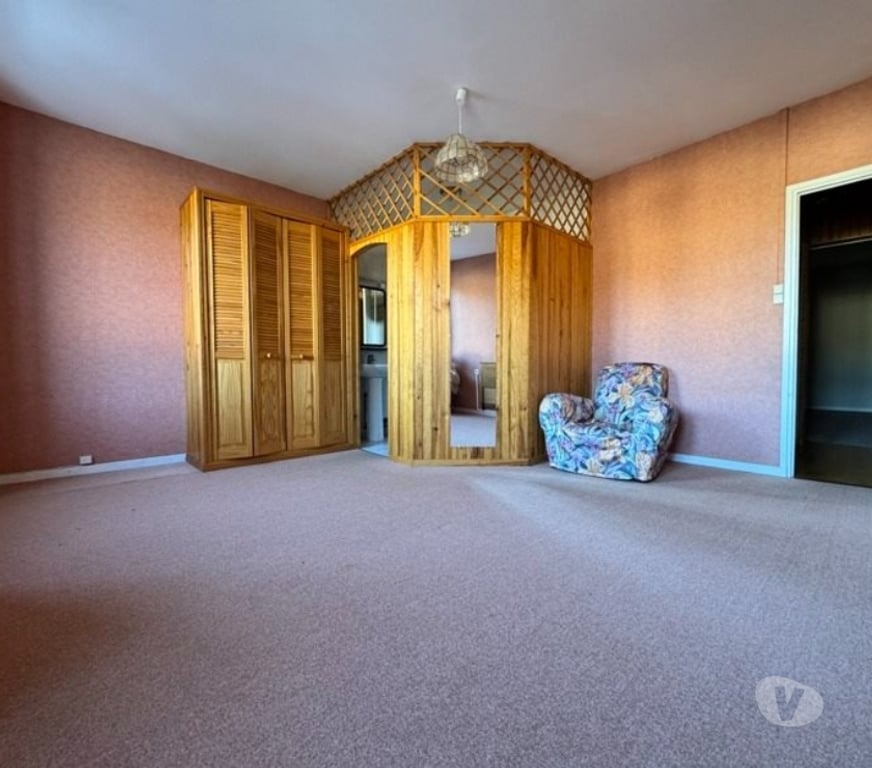 Vente Immeuble Ariège Seix - 09140 - Photos Vivastreet Immeuble d´appartements