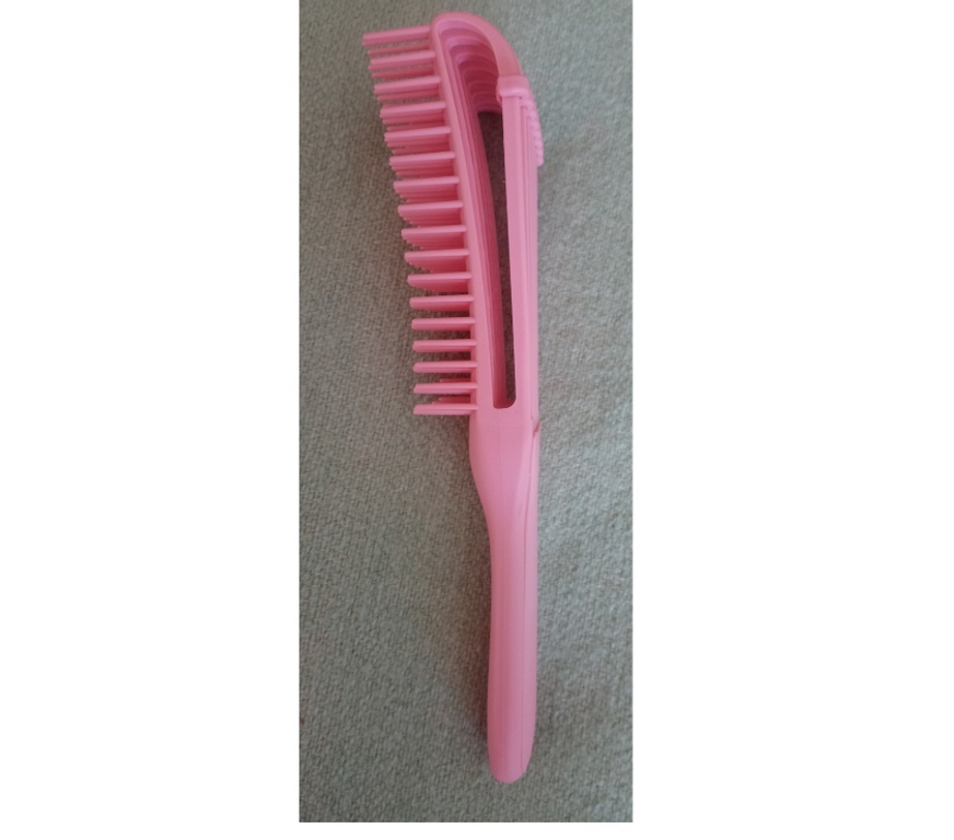 Beauté - Santé Seine-Saint-Denis La Courneuve - 93120 - Photos Vivastreet Brosse démêlante