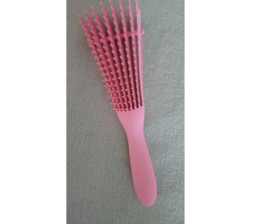 Beauté - Santé Seine-Saint-Denis La Courneuve - 93120 - Photos Vivastreet Brosse démêlante