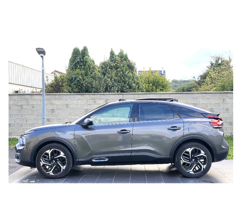 Voiture d'occasion Oise Nogent sur Oise - 60180 - Photos Vivastreet CITROEN C4 SHINE PACK 130CH ESSENCE AN 04 2023 34400 km