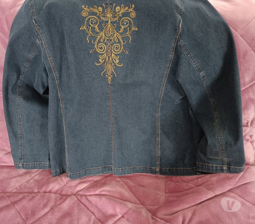 Vêtements occasion Haut-Rhin Nambsheim - 68740 - Photos Vivastreet VESTE JEAN ASCARI