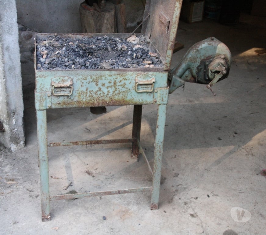 Matériel Tarn Montdragon - 81440 - Photos Vivastreet Forge charbon manuelle à métaux, démontable,