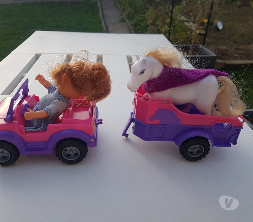 Jeux - Jouets Essonne Juvisy sur Orge - 91260 - Photos Vivastreet poupée cheval voiture
