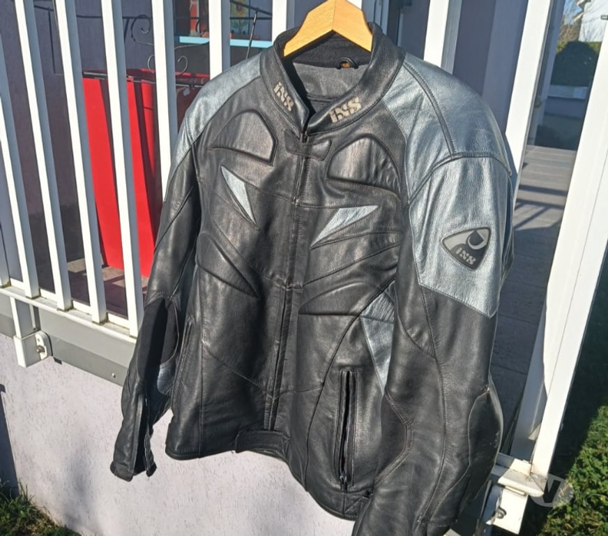 Pièces et services moto Haut-Rhin Nambsheim - 68740 - Photos Vivastreet BLOUSON CUIR MOTO