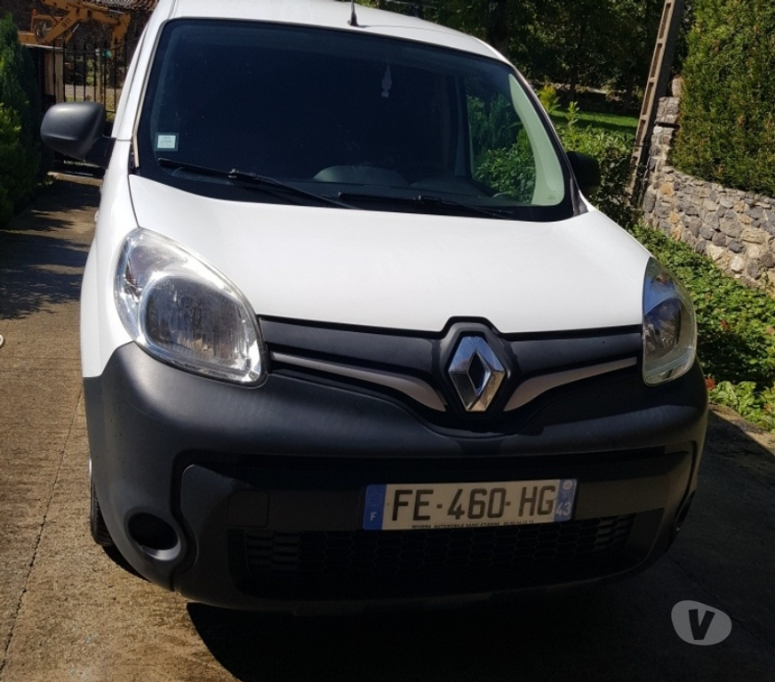 Véhicules commerciaux & utilitaires d'occasion Haute-Loire St Jean Lachalm - 43510 - Photos Vivastreet renault kangoo II 1.5 DCI 90CV boîte auto 2019