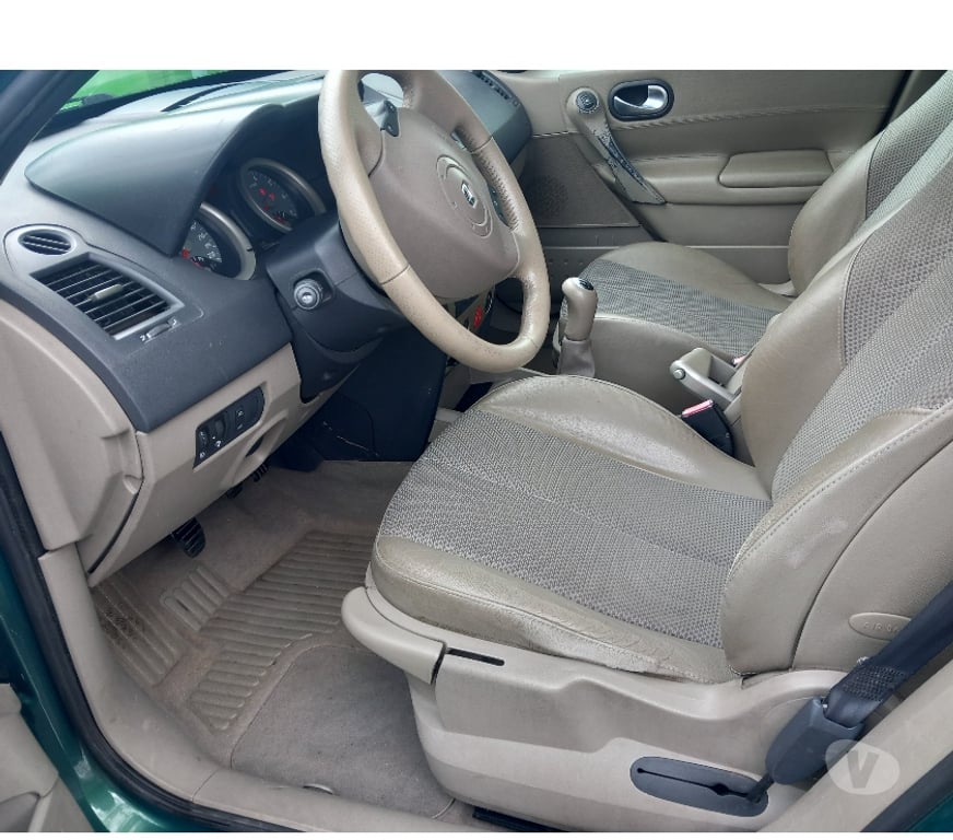 Voiture d'occasion Puy-de-Dôme Riom - 63200 - Photos Vivastreet Renault Mégane 2 1.6 i 16v lux privilège