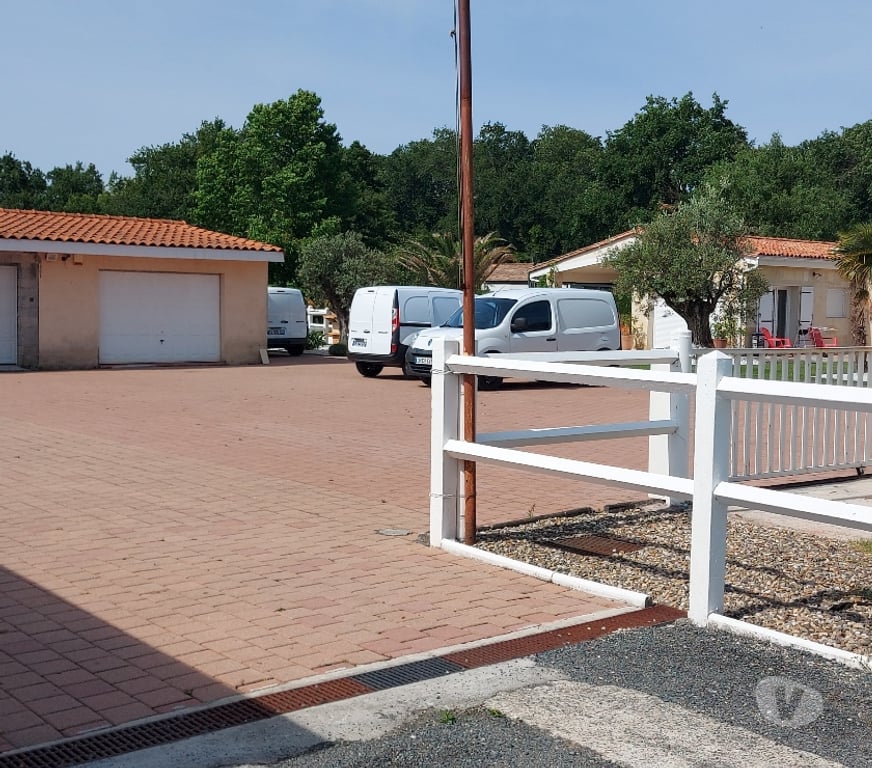 Appartement meublé Gironde Merignac - 33700 - Photos Vivastreet Studio meublé 28 m² avec jardin – Mérignac Pessac