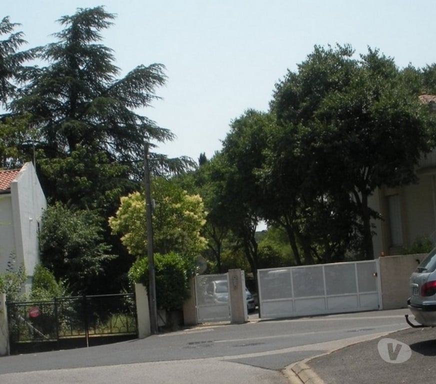 Appartement meublé Hérault Montpellier - Photos Vivastreet A proximité de universités, studio 18m² remis à neuf.