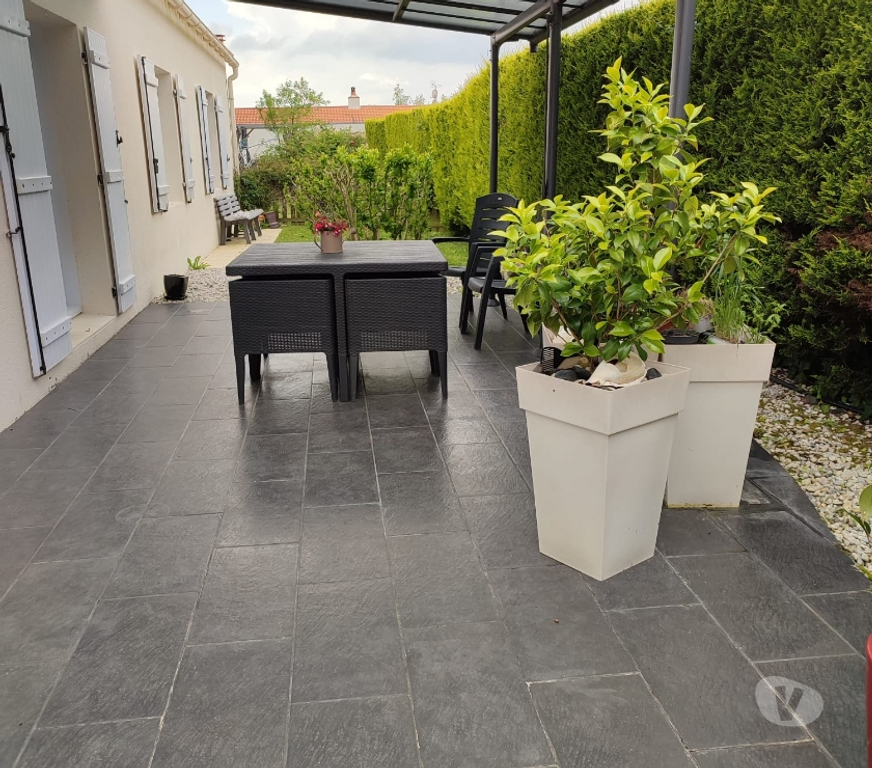 Vente Maison Vendée Ste Foy - 85150 - Photos Vivastreet PARTICULIER MAISON DE PLAIN-PIED AVEC PISCINE