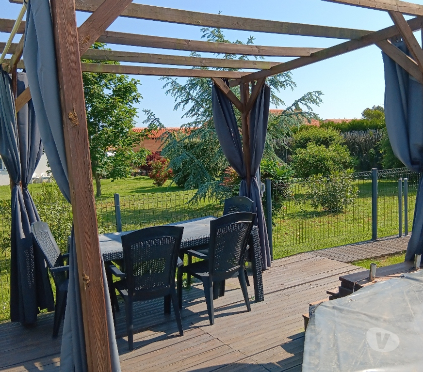 Vente Maison Vendée Ste Foy - 85150 - Photos Vivastreet PARTICULIER MAISON DE PLAIN-PIED AVEC PISCINE