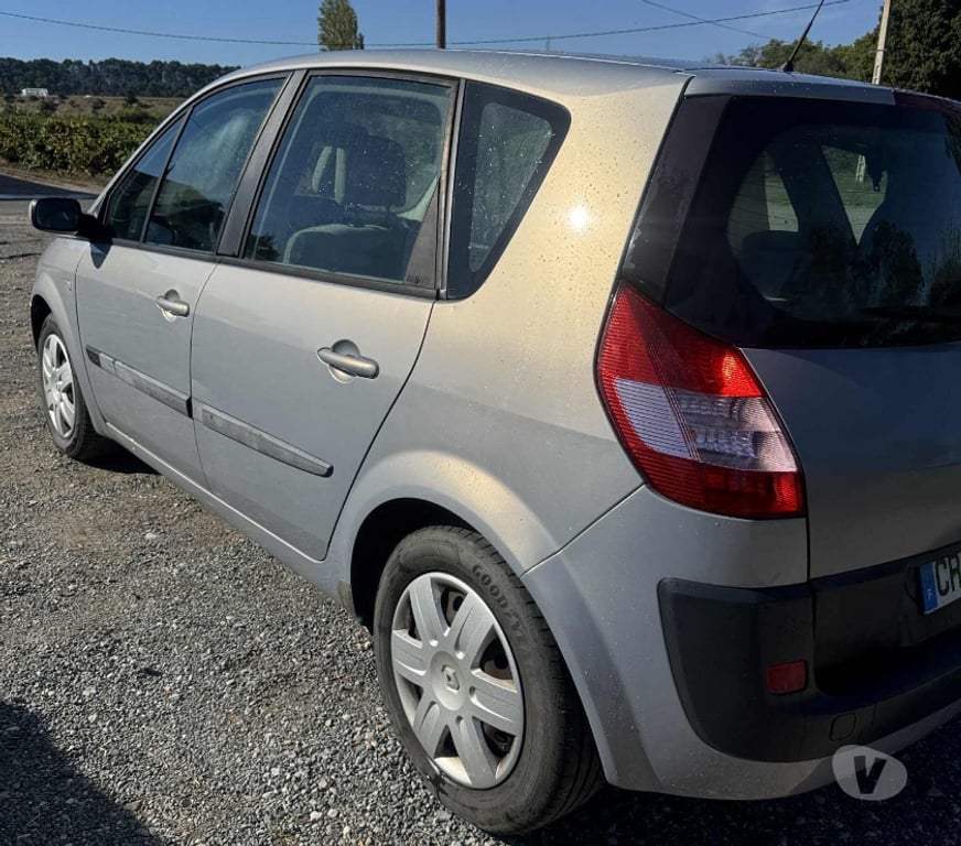 Voiture d'occasion Aude Sigean - 11130 - Photos Vivastreet Scenic Dci révisée