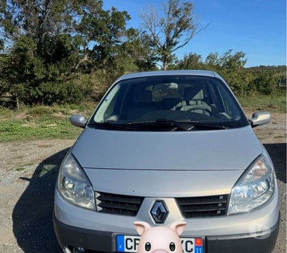 Voiture d'occasion Sigean Aude - Photos Vivastreet Scenic Dci révisée