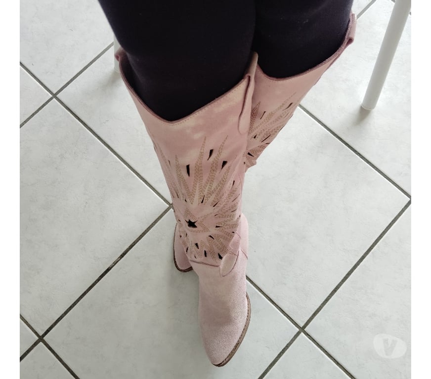 Chaussures Paris Paris 5ème ardt - 75005 - Photos Vivastreet Bottes à talons rose