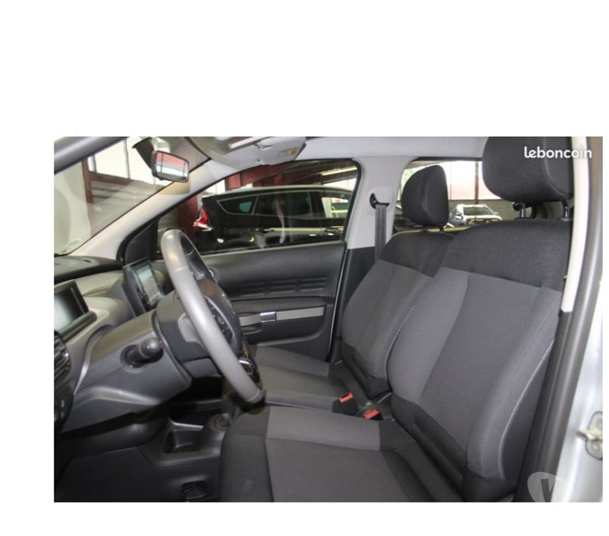 Voiture d'occasion Hérault Beziers - 34500 - Photos Vivastreet CITROEN C4 CACTUS 110 ch 118 mille km 5 ch 2017