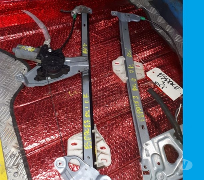 Pièces et services auto Beziers Hérault - Photos Vivastreet lève vitre Renault espace 3 .toute pièces dispo