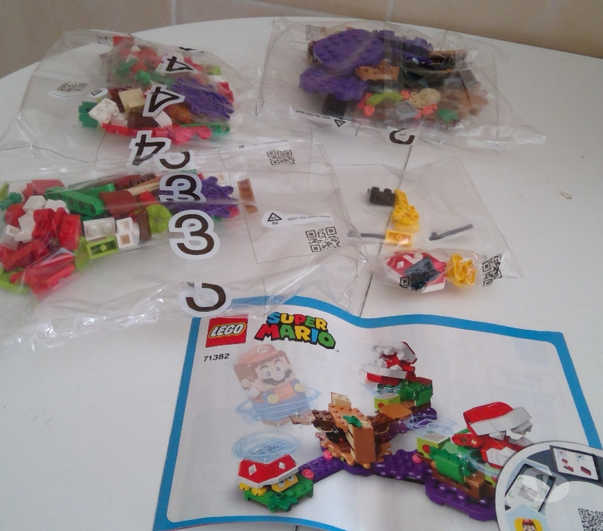 Jeux - Jouets Corrèze Tulle - 19000 - Photos Vivastreet Défi piranhas lego (sachets scellés)